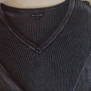 American Eagles Ladies V-Neck Sweater